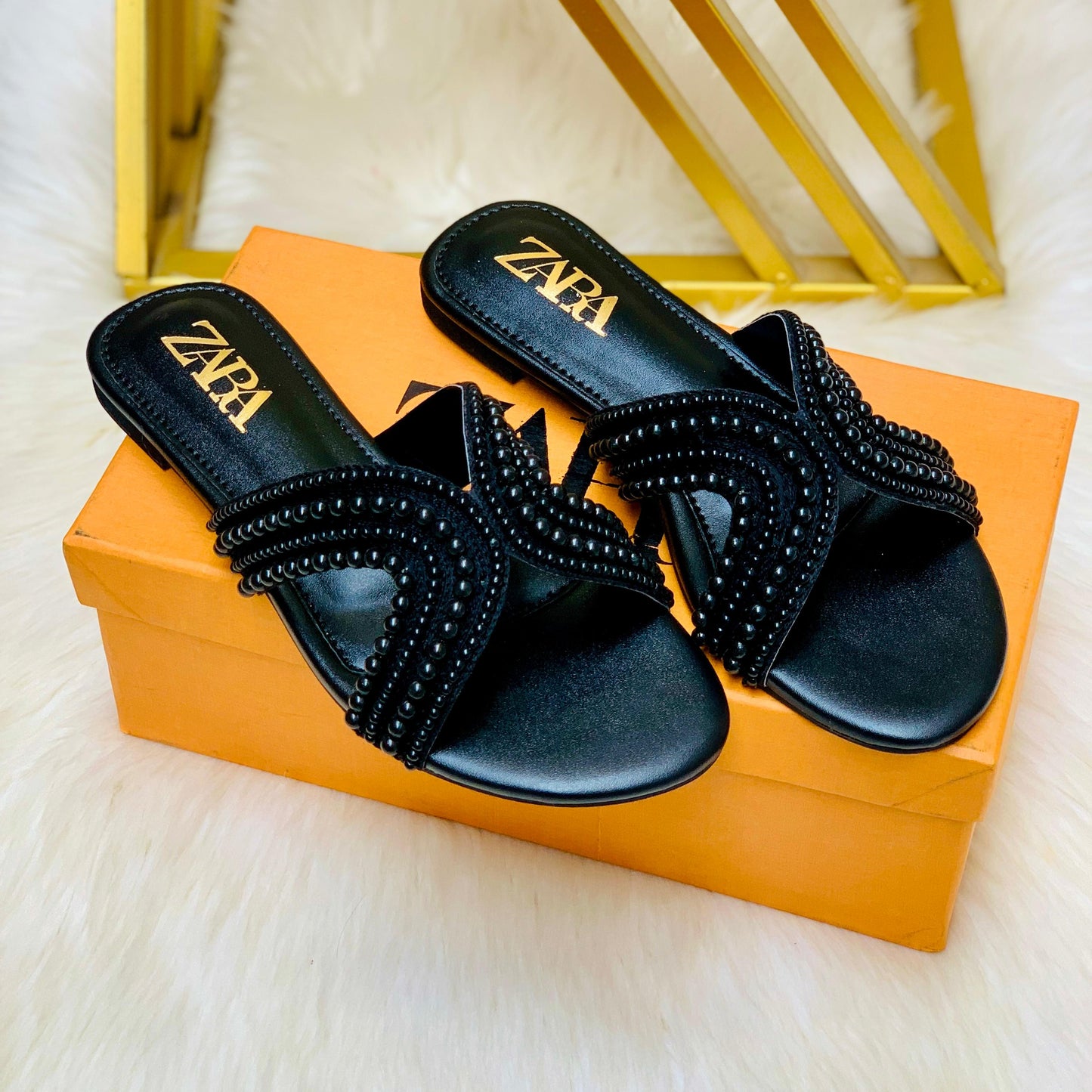 ZEVIRA'S Z-A-R-A PEARL FLAT SLIPPER (Black)