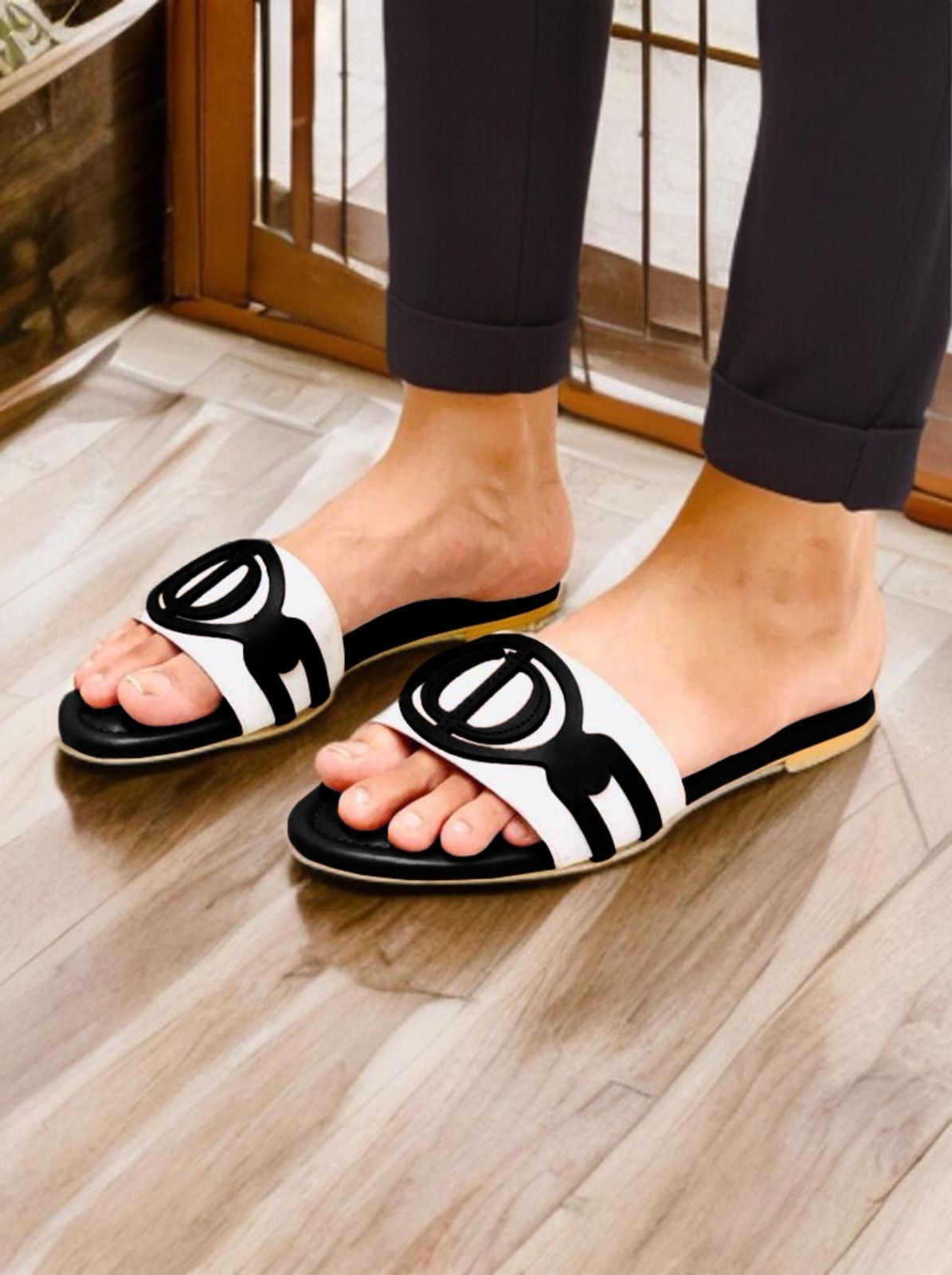 ZEVIRA'S CD Flat 03 (2 Colors)