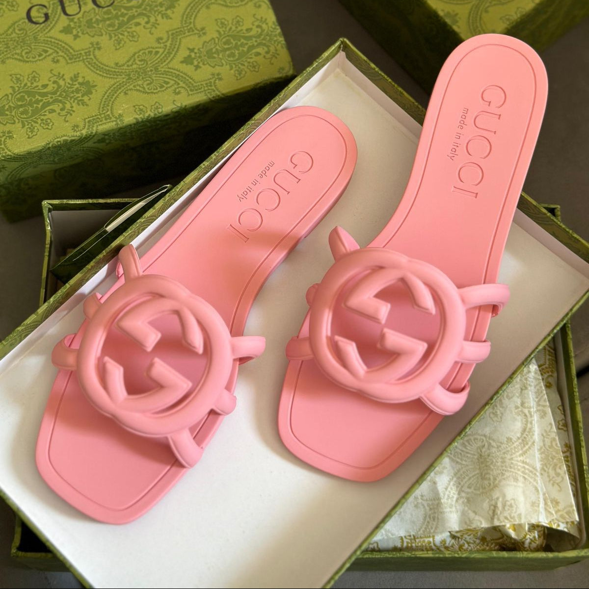 ZEVIRA'S G-U-C-C-I Interlocking G-Style Slide Sandals (Pink)