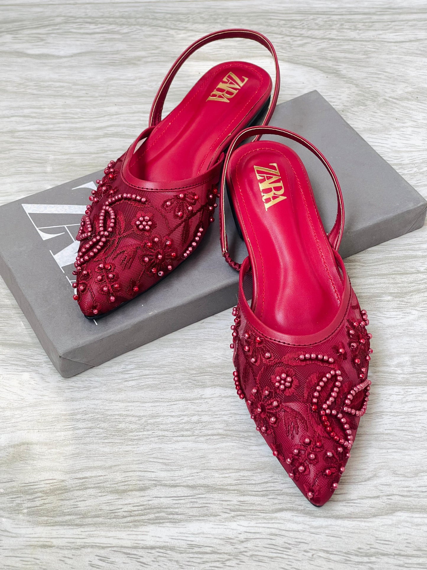 ZEVIRA'S Z-A-R-A Embroidered Flat Pumps (Red)