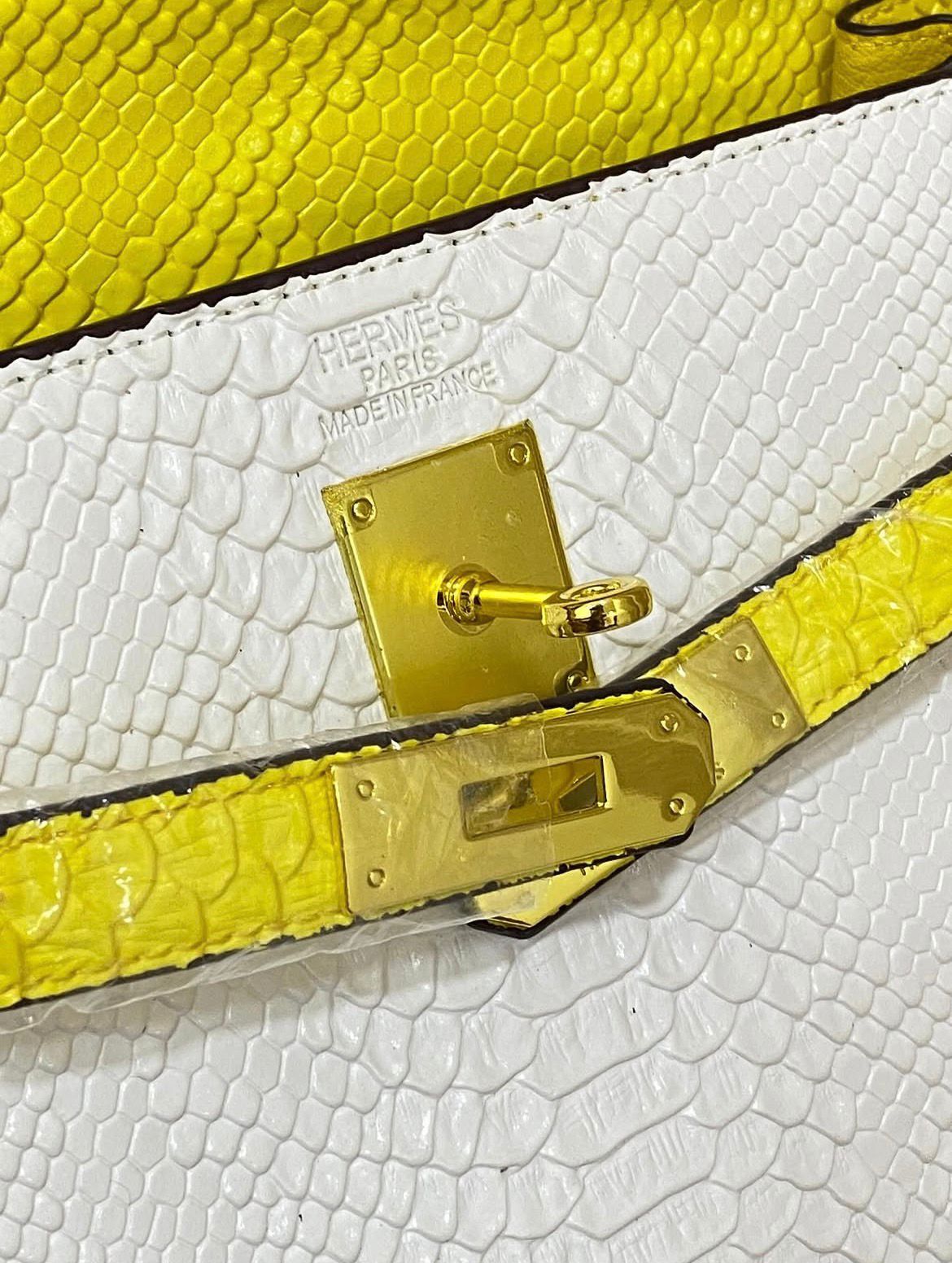 ZEVIRA'S H-MES Kelly 28cm Crocodile with Palladium Hardware (White)