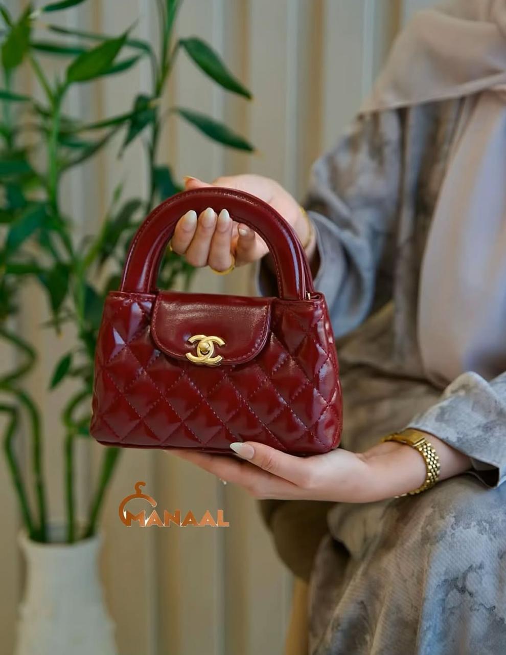 ZEVIRA'S C-H-A-N-E-L Small Kelly (Red)