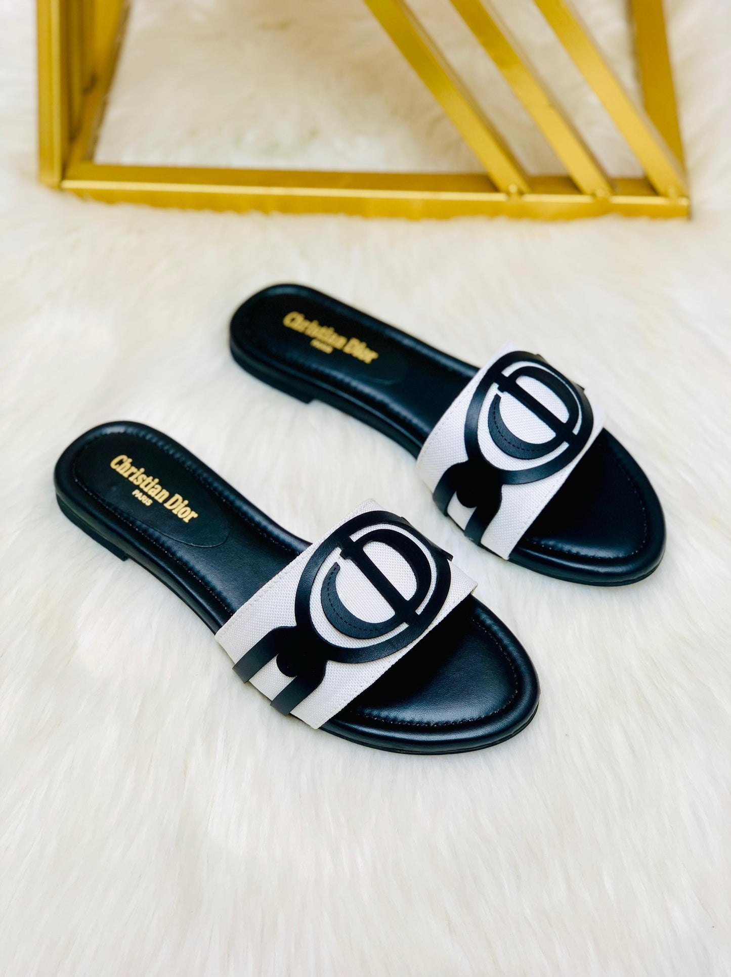 ZEVIRA'S CD Flat 03 (2 Colors)