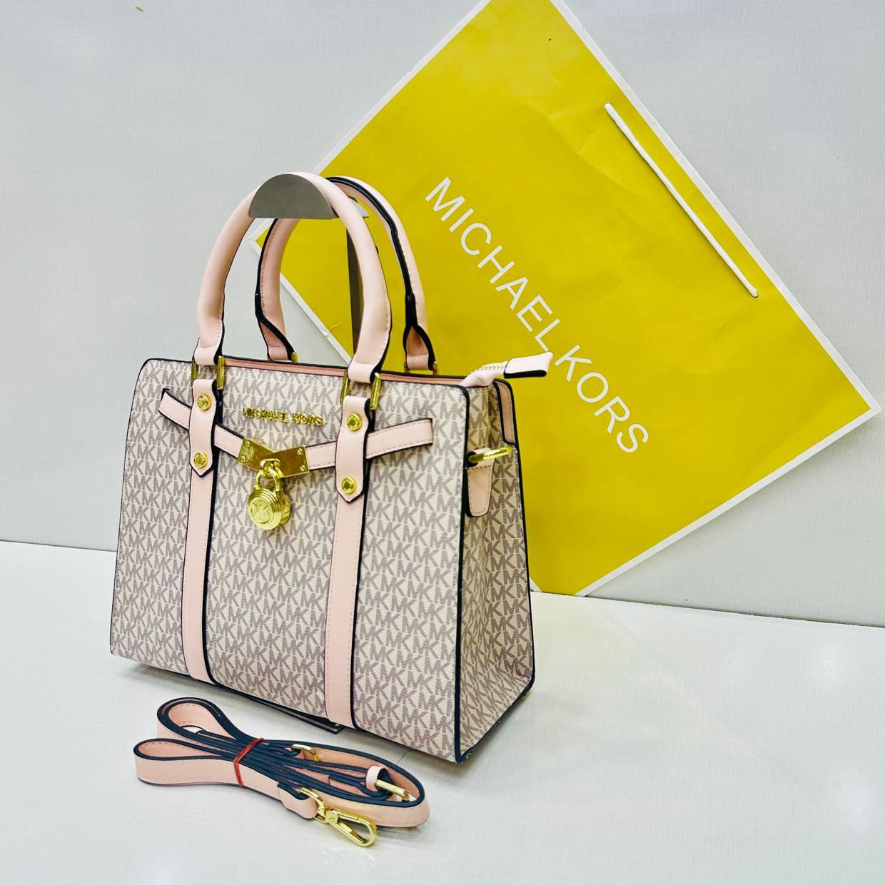 ZEVIRA'S M--K Handbag 05 (Pink)