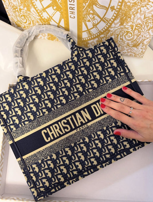 ZEVIRA'S C--D Tote (06)