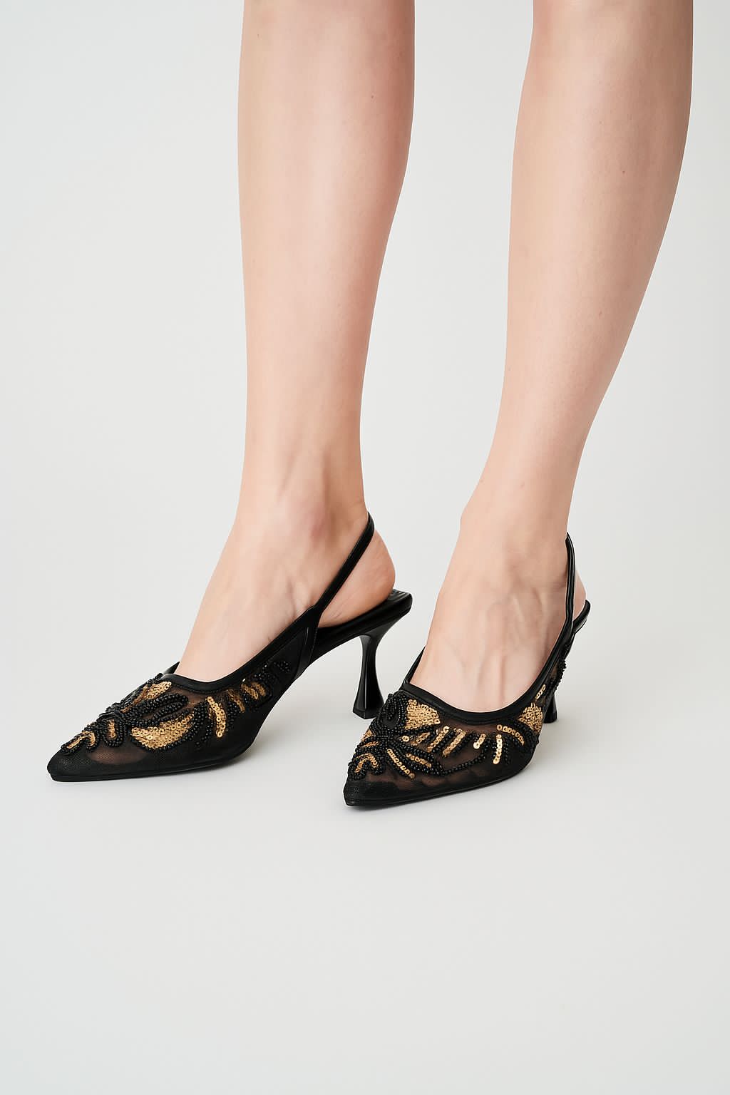 ZEVIRA'S Elegant Embroidered Slingback Pumps (Black)