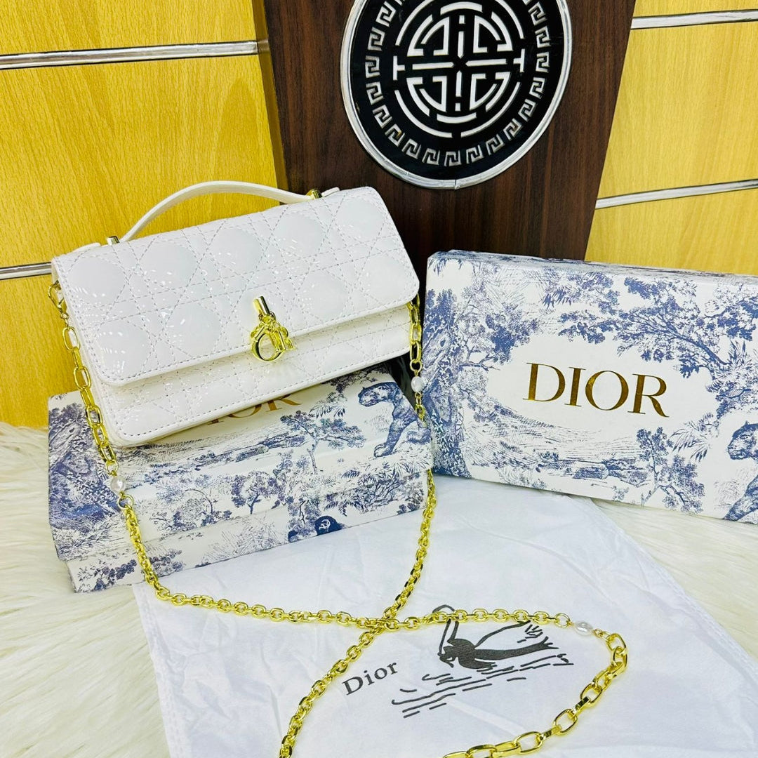 ZEVIRA'S Luxurious D-I-O-R 06 (White)