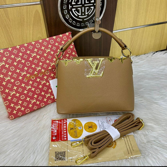 ZEVIRA'S L--V Capucines 03 (Beige)