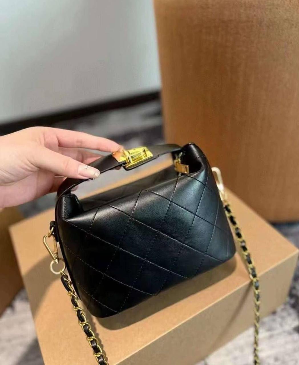 ZEVIRA'S C-H-A-N-E-L Sling Bag 04