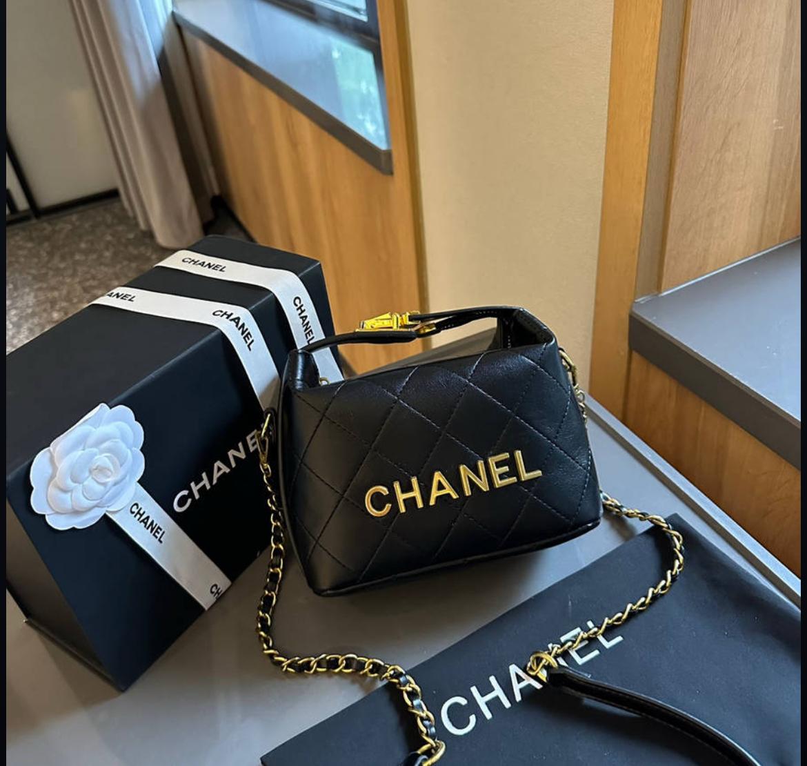 ZEVIRA'S C-H-A-N-E-L Sling Bag 04