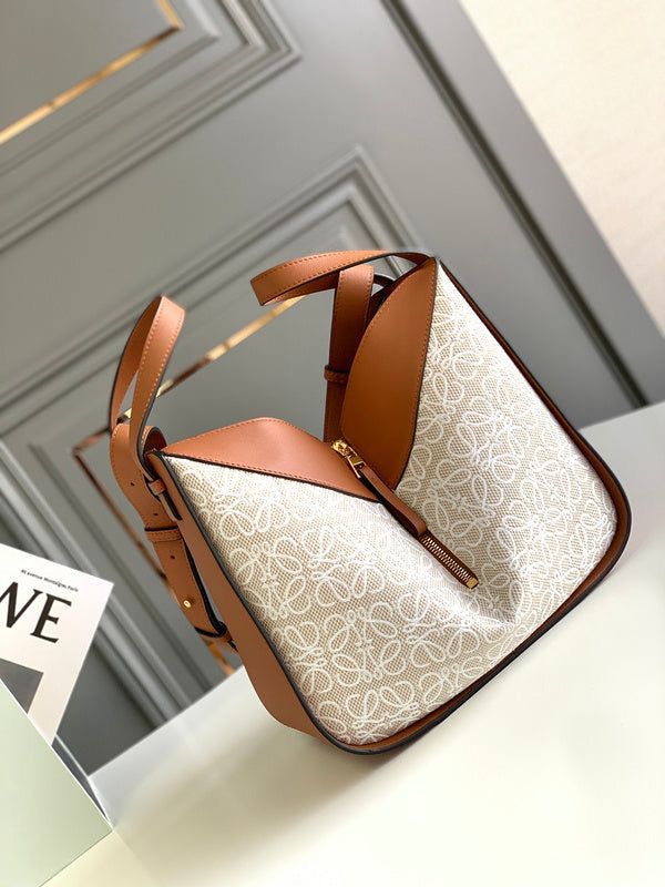 ZEVIRA'S L-O-E-W-E Premium Quality 08 (White)