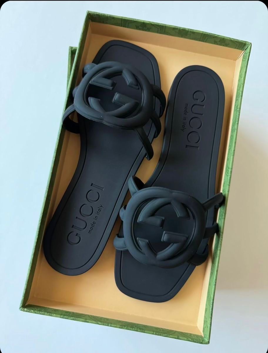 ZEVIRA'S G-U-C-C-I Interlocking G-Style Slide Sandals (Black)