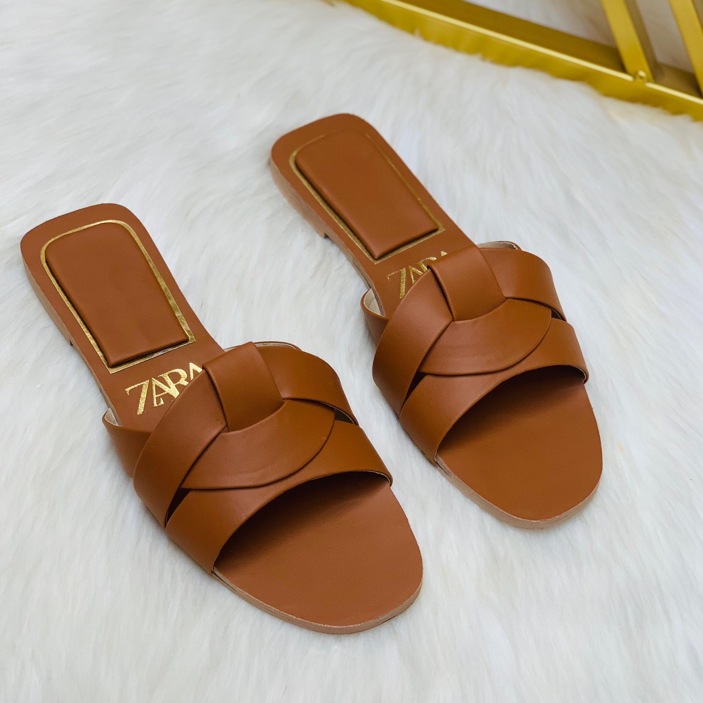 ZEVIRA'S Slip-ons (4 Colors)