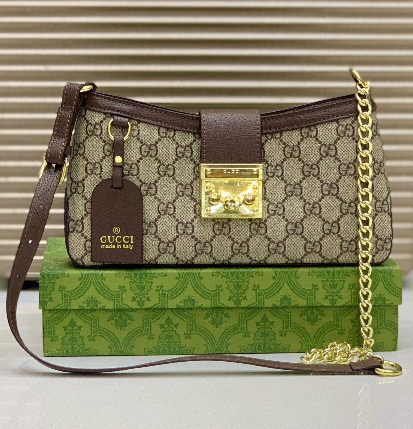 ZEVIRA'S G-U-C-C-I Padlock (Brown)