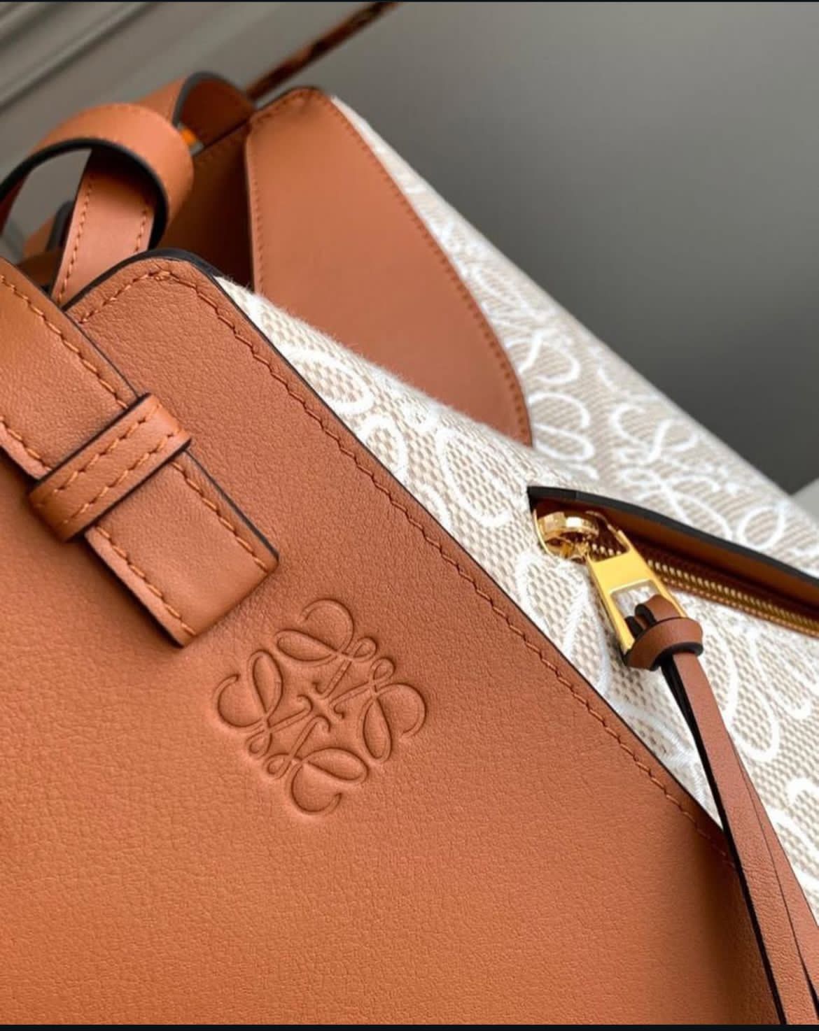 ZEVIRA'S L-O-E-W-E Premium Quality 08 (White)