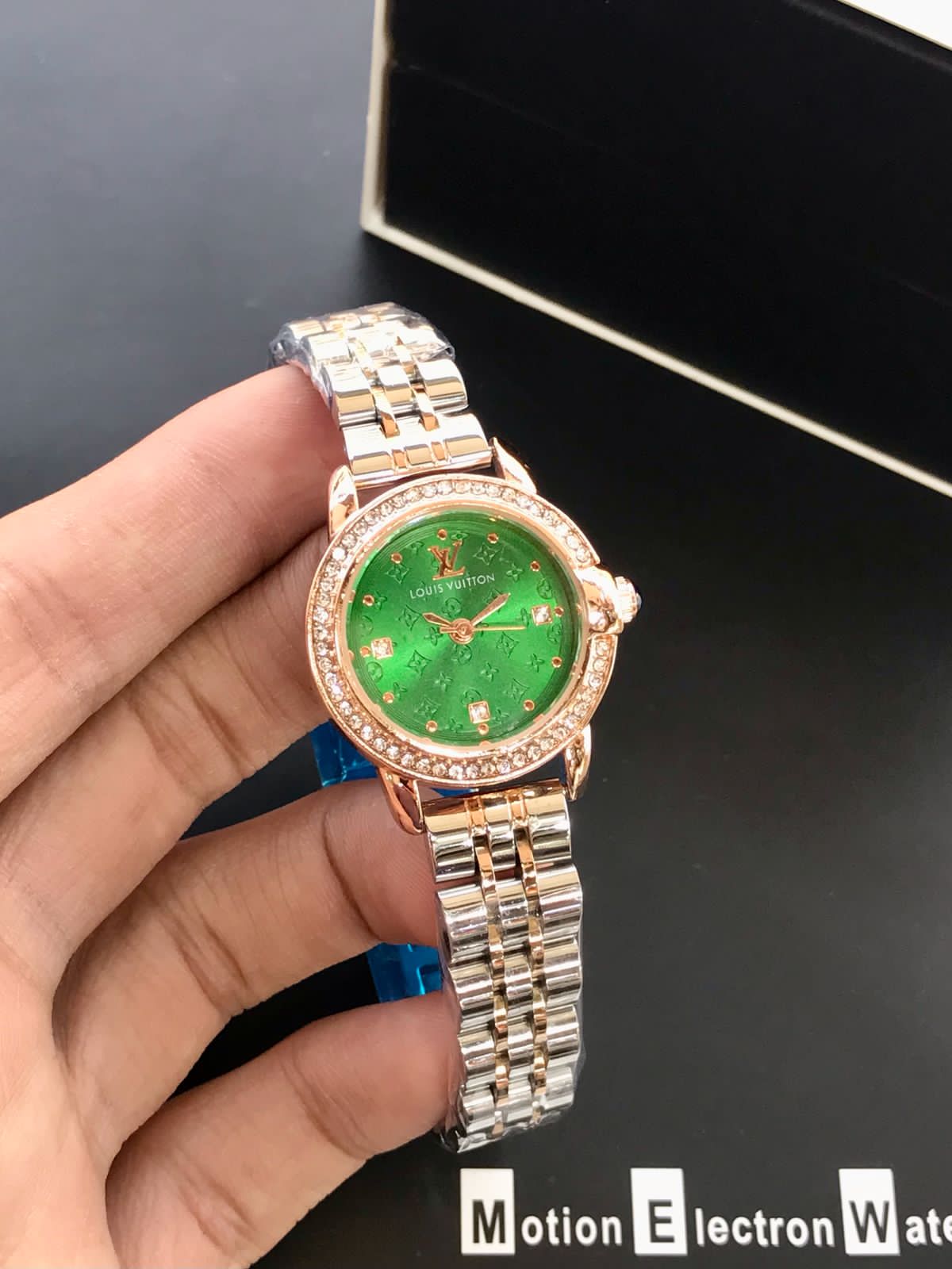L-V Women Watch