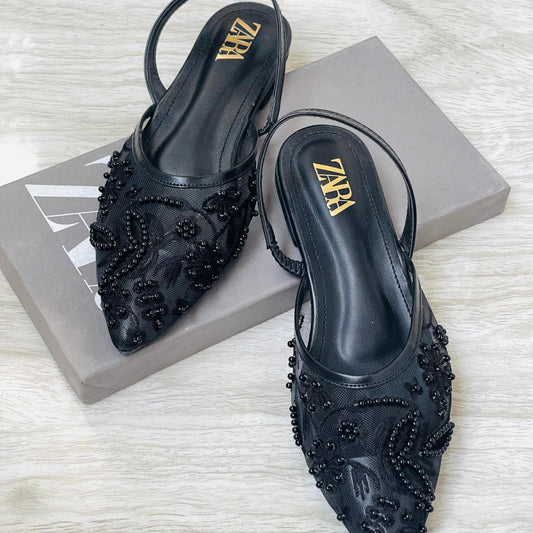 ZEVIRA'S Z-A-R-A Embroidered Flat Pumps (Black)