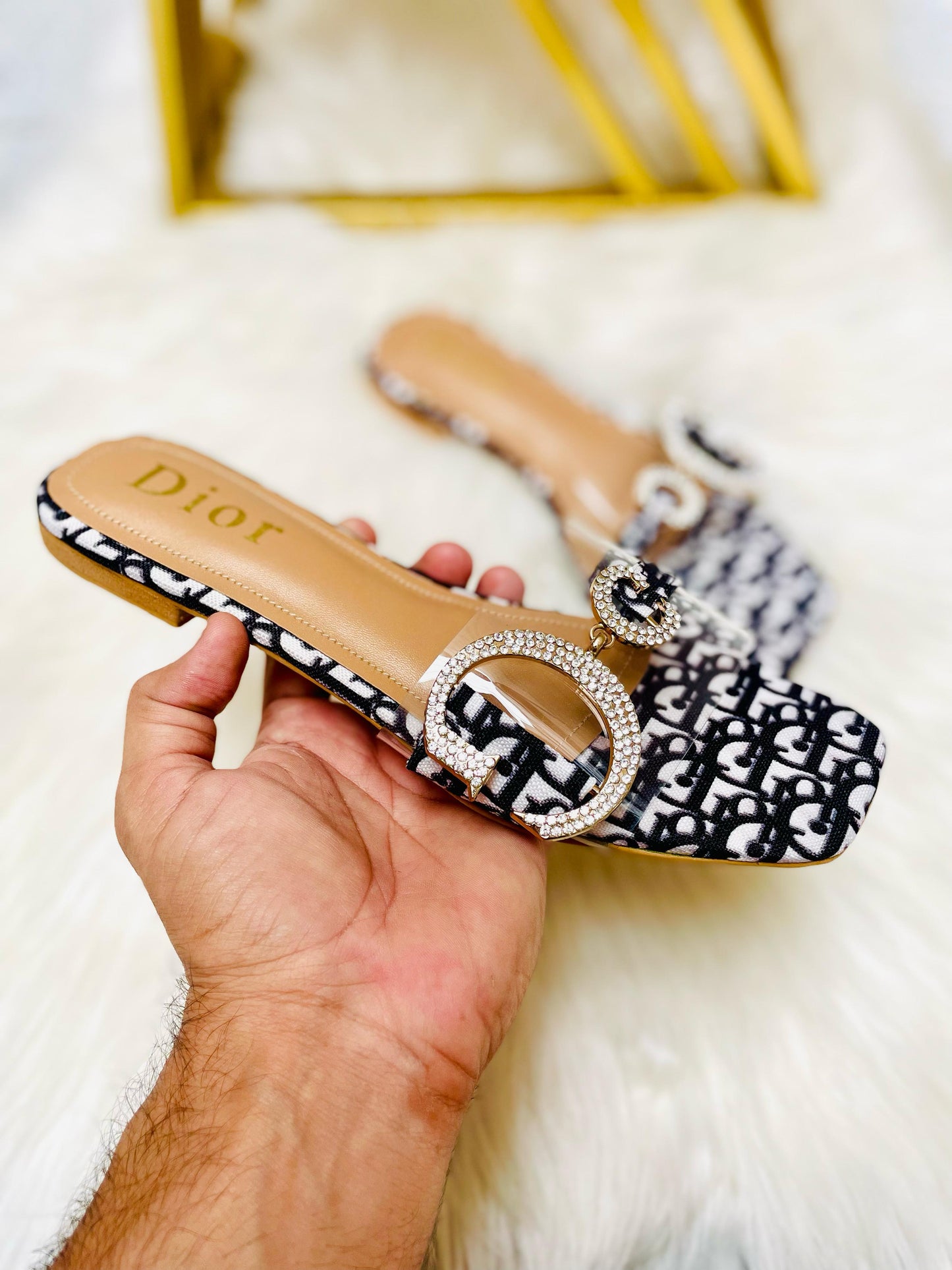 ZEVIRA'S Premium D Buckle Slides(36-42)