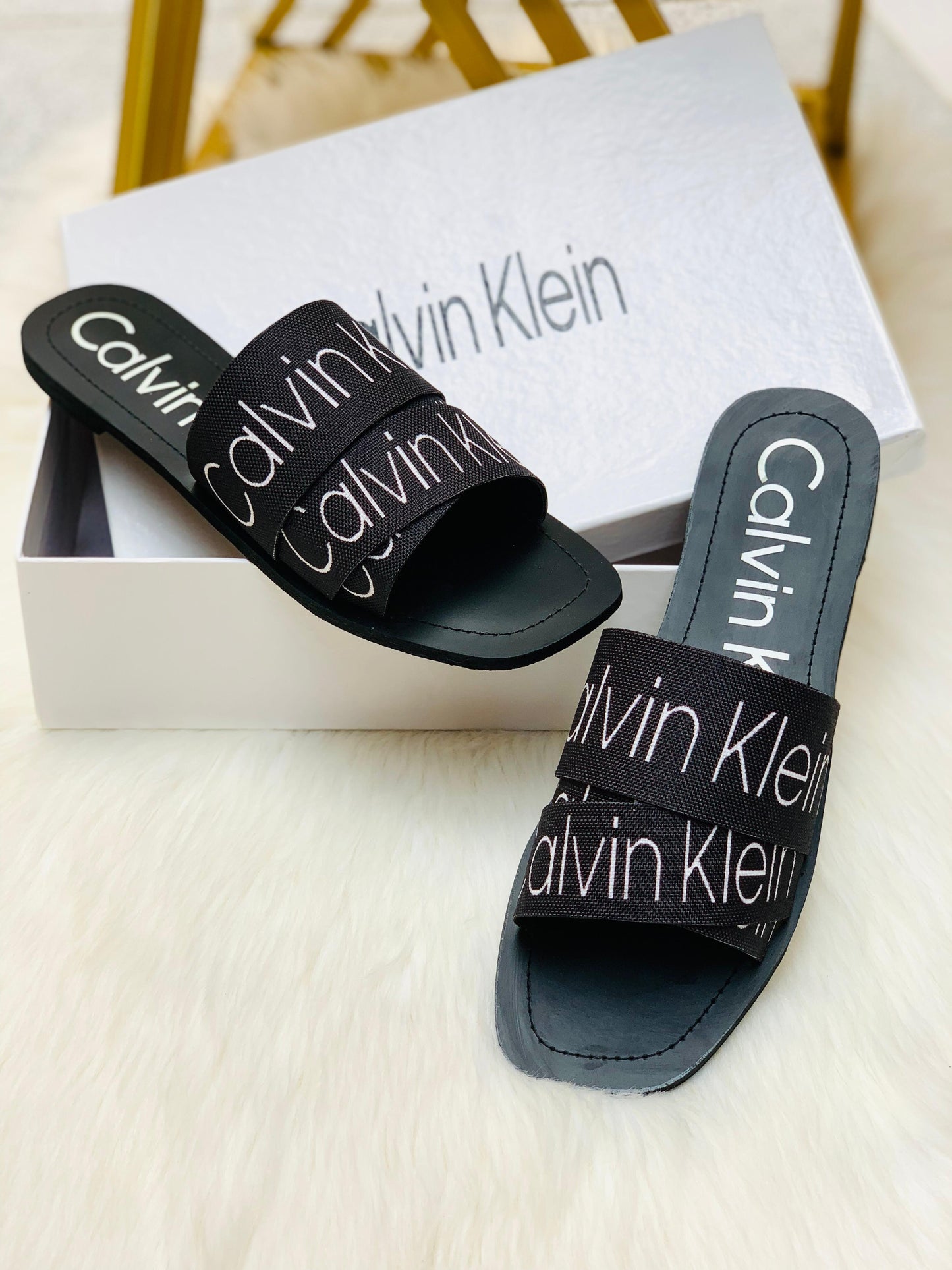 ZEVIRA C--K FLATS (2 Colors)