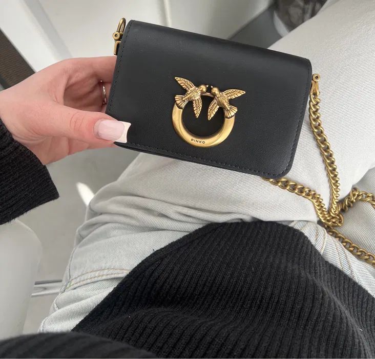 ZEVIRA'S P-I-N-K-0 Crossbody (Black)