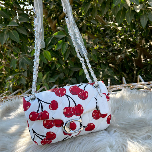 ZEVIRA'S C-O-A-C-H 06