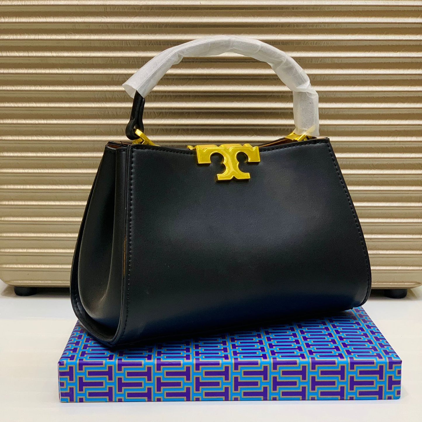 ZEVIRA'S T-B Premium Crossbody (Black)