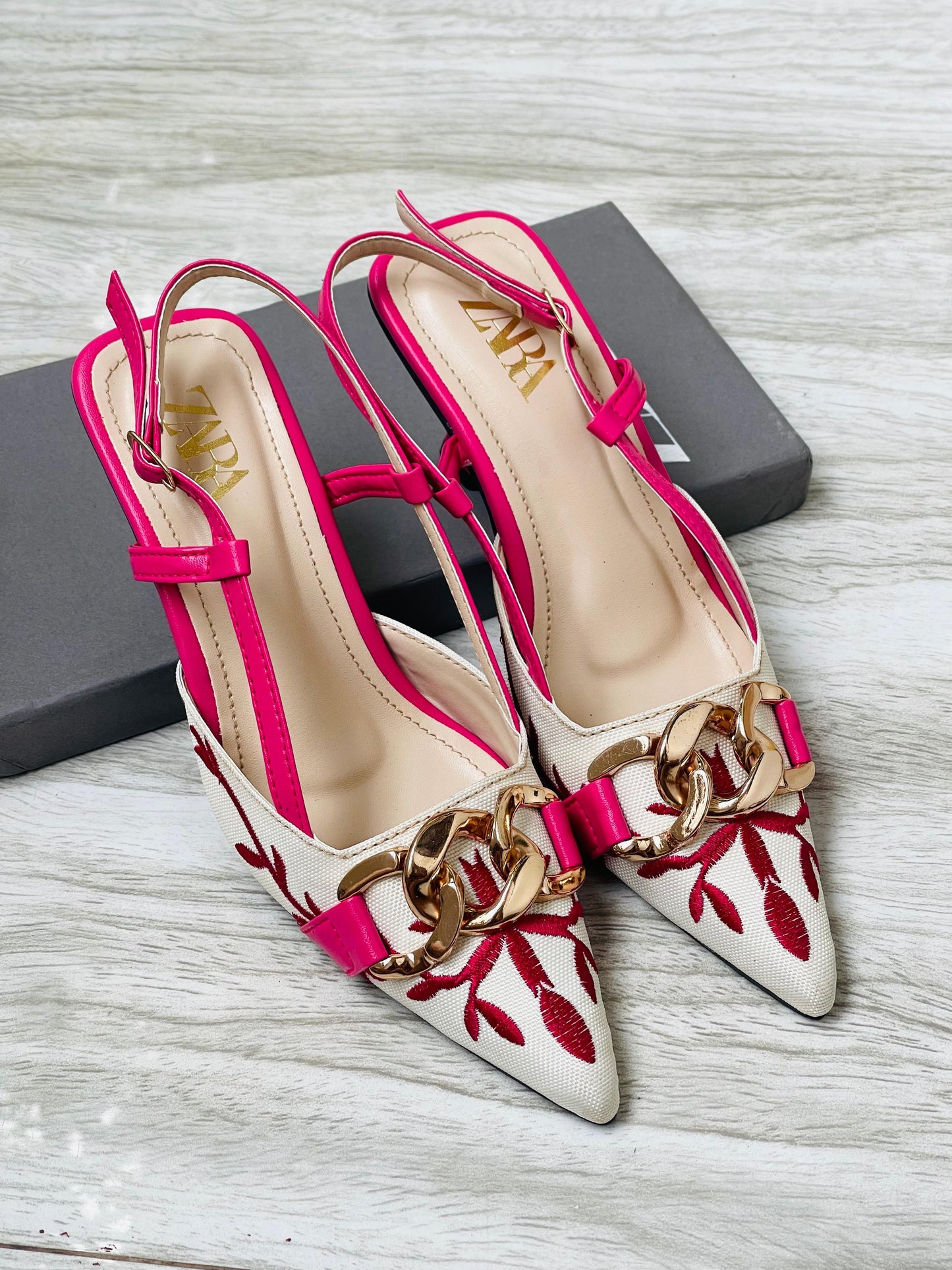 ZEVIRA'S Z-A-R-A Embroidered Heels (Pink)