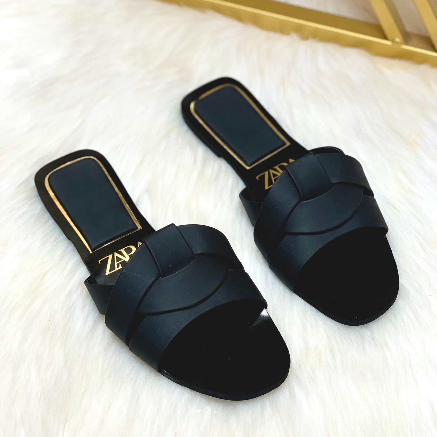 ZEVIRA'S Slip-ons (4 Colors)