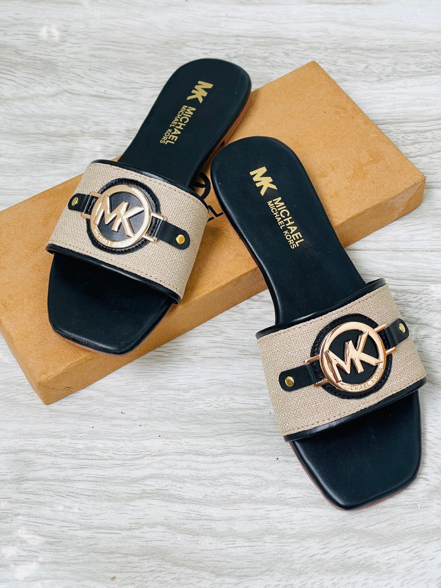 ZEVIRA'S MK Flats(Black)