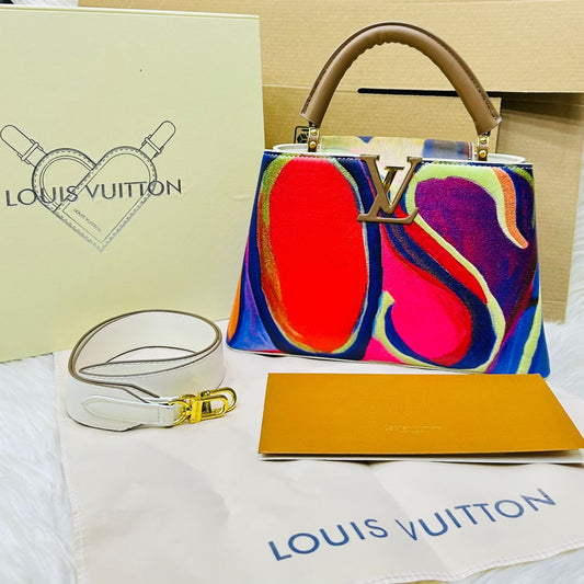 ZEVIRA'S L--V Capucines 09 (Red)