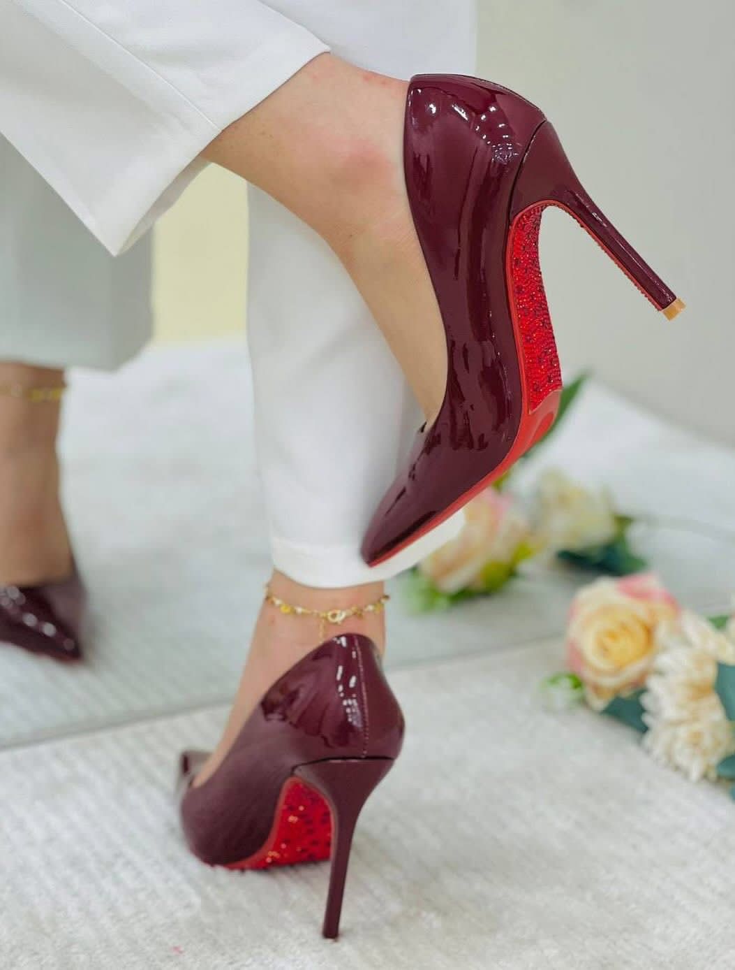 ZEVIRA'S C-H-R-I-S-T-I-A-N L-O-U-B-O-U-T-I-N Patent Calf Leather Heel Pumps (Red)