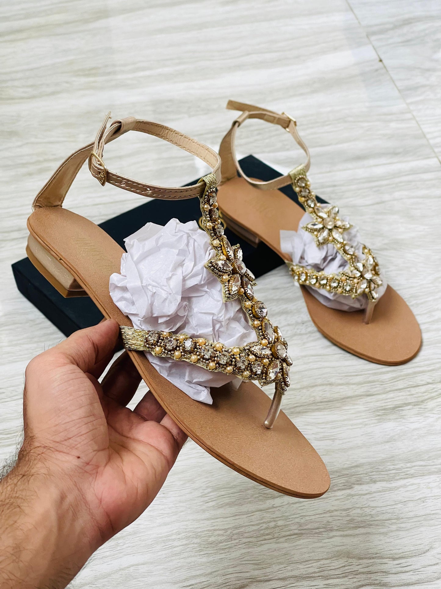 Embroidered Luxury Sandals (2 Colors)