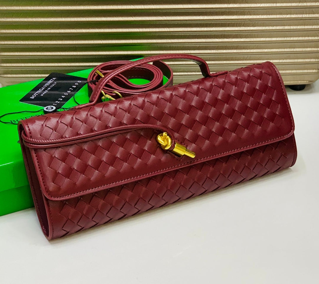 ZEVIRA'S B-O-T-T-E-G-A V-E-N-E-T-A 05 (Mehroon)