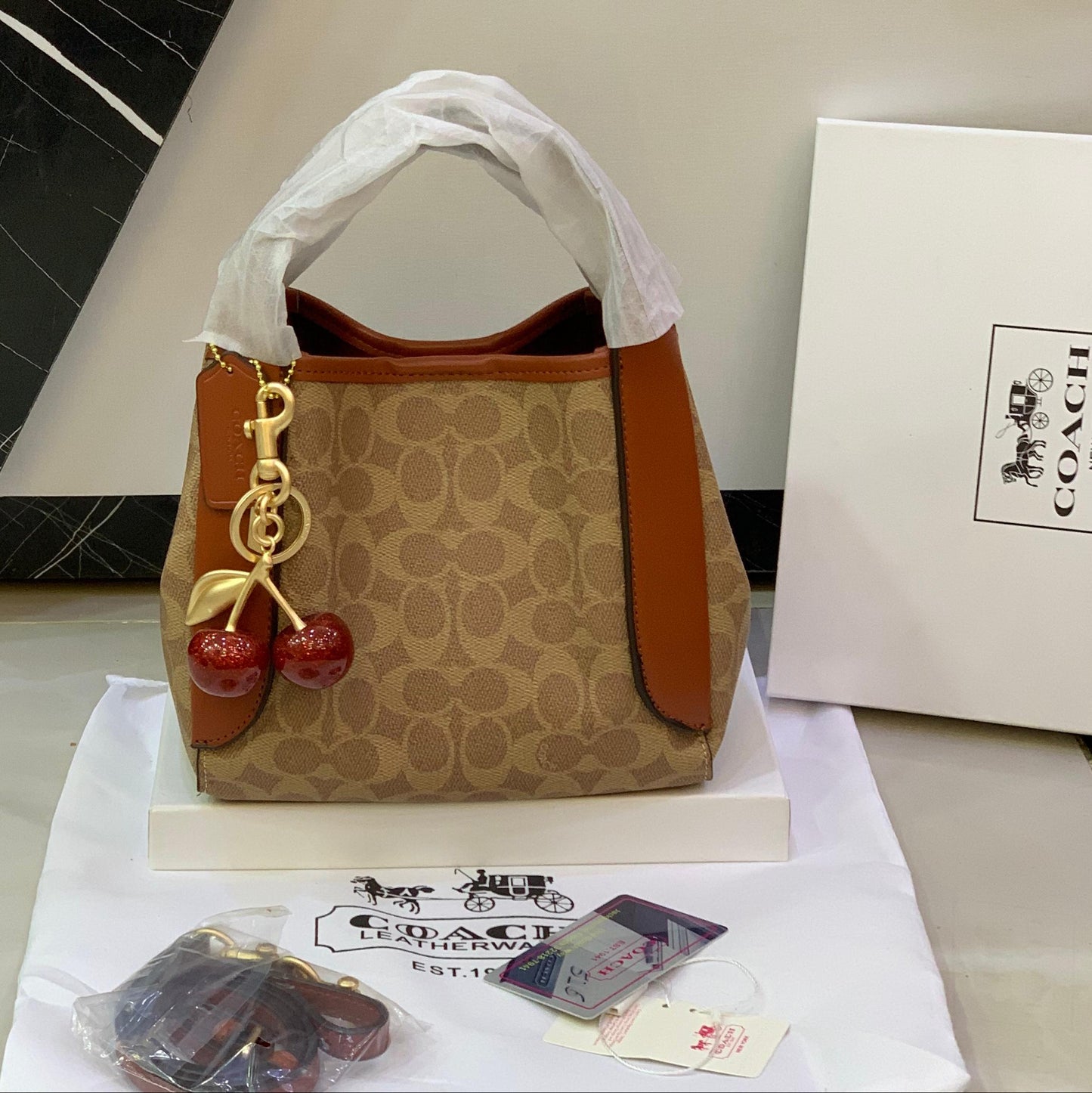 ZEVIRA'S C-O-A-C-H Premium Handbag 03 (Mustard)