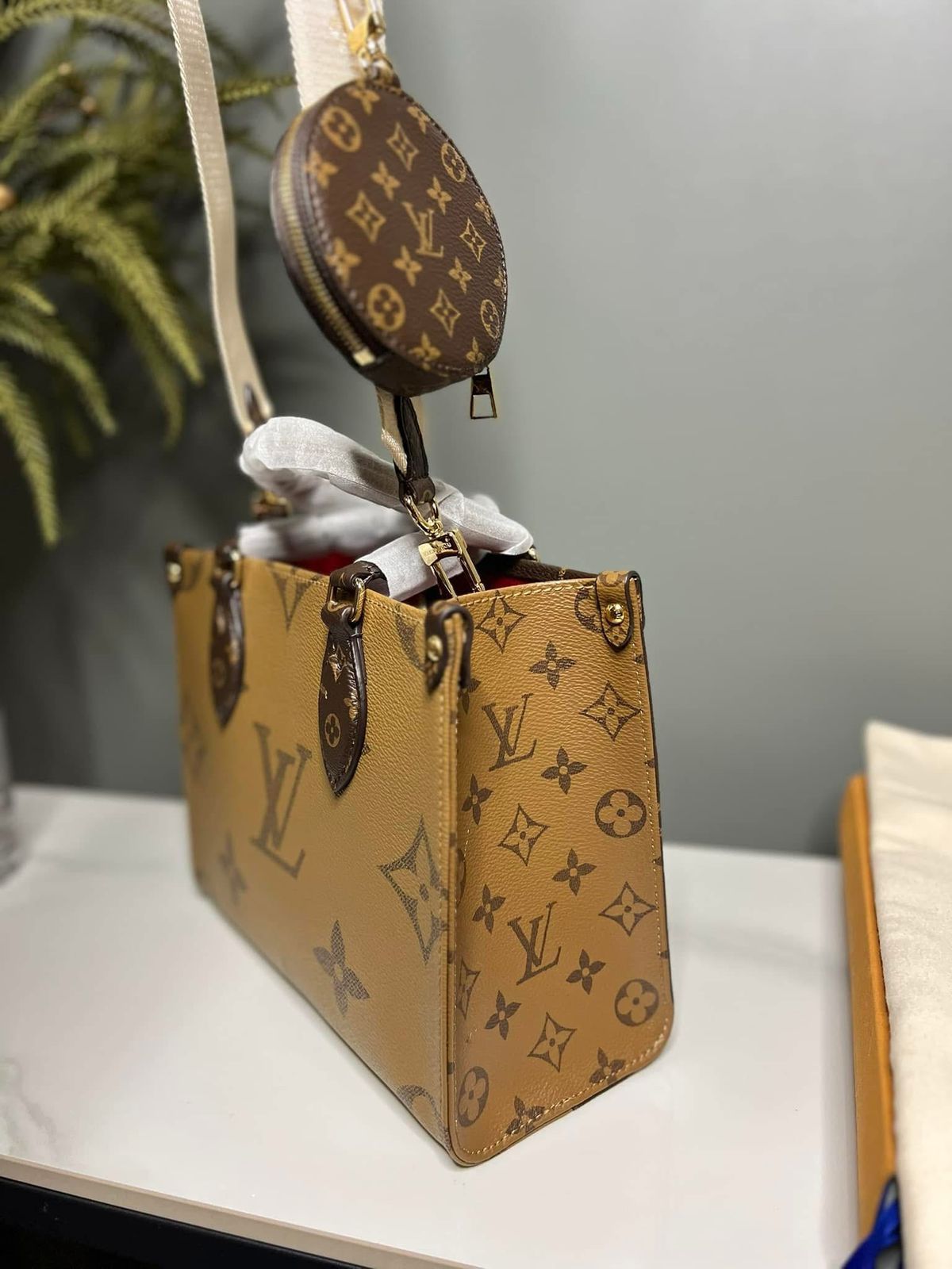 ZEVIRA'S L--V OnTheGo PM