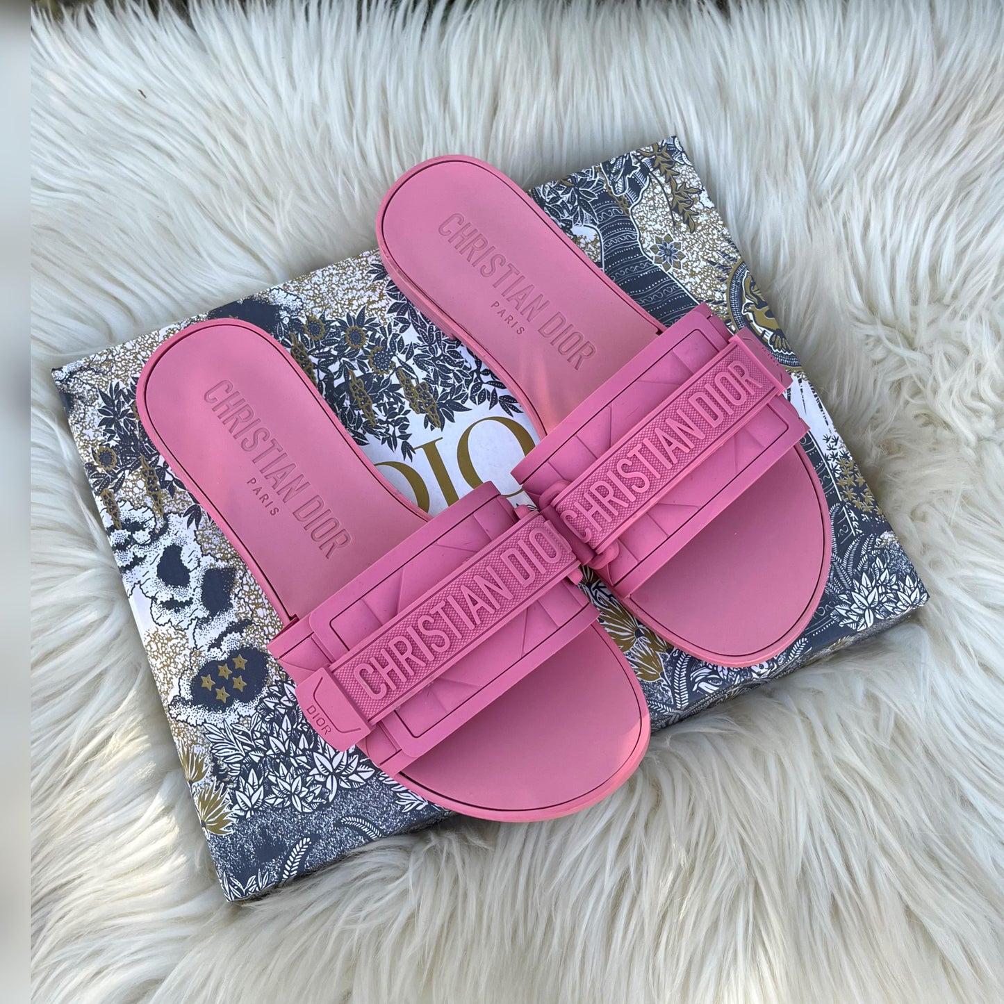 ZEVIRA'S C--D Imported Flat Rubber Slippers (Pink)