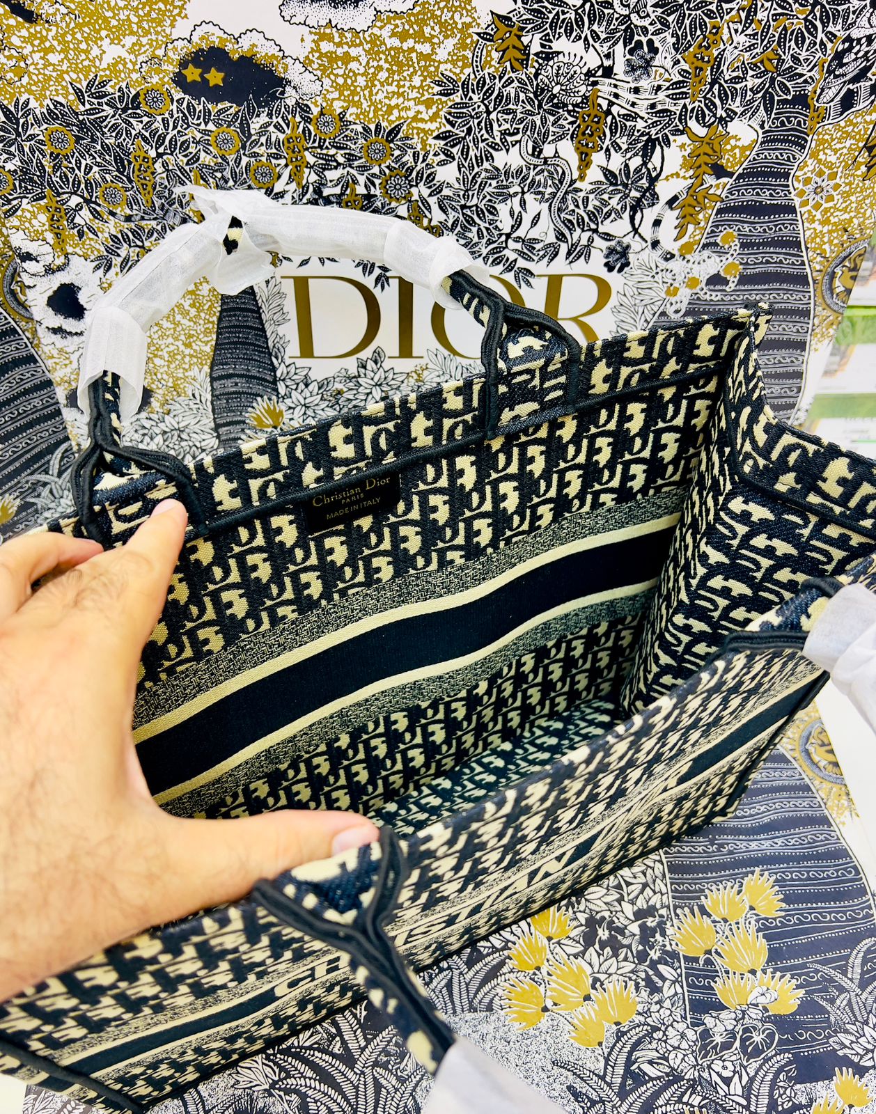 ZEVIRA'S C--D Tote (06)