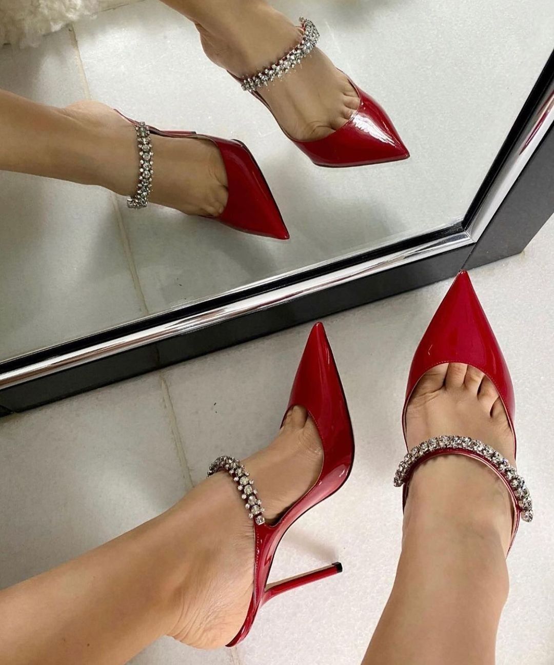 ZEVIRA'S J-I-M-M-Y C-H-O-O Imported Heels Pump (Red)