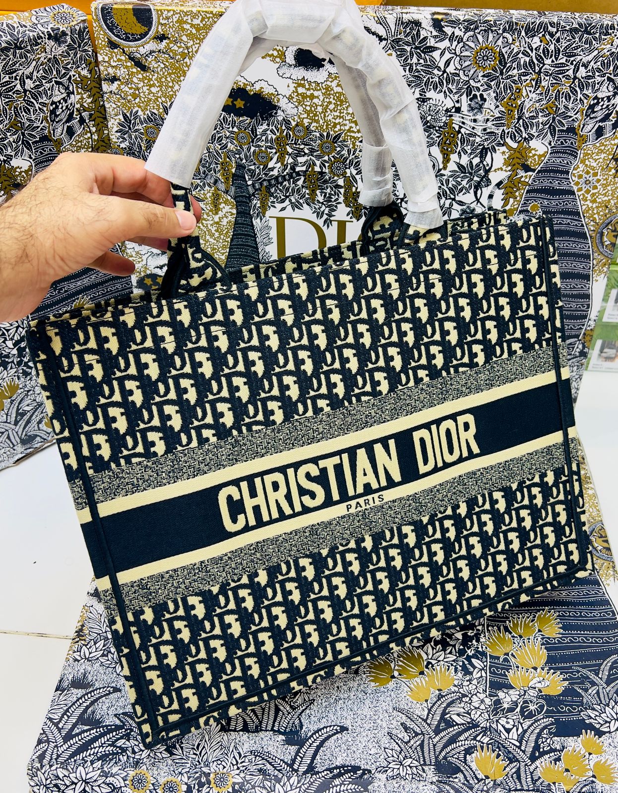 ZEVIRA'S C--D Tote (06)