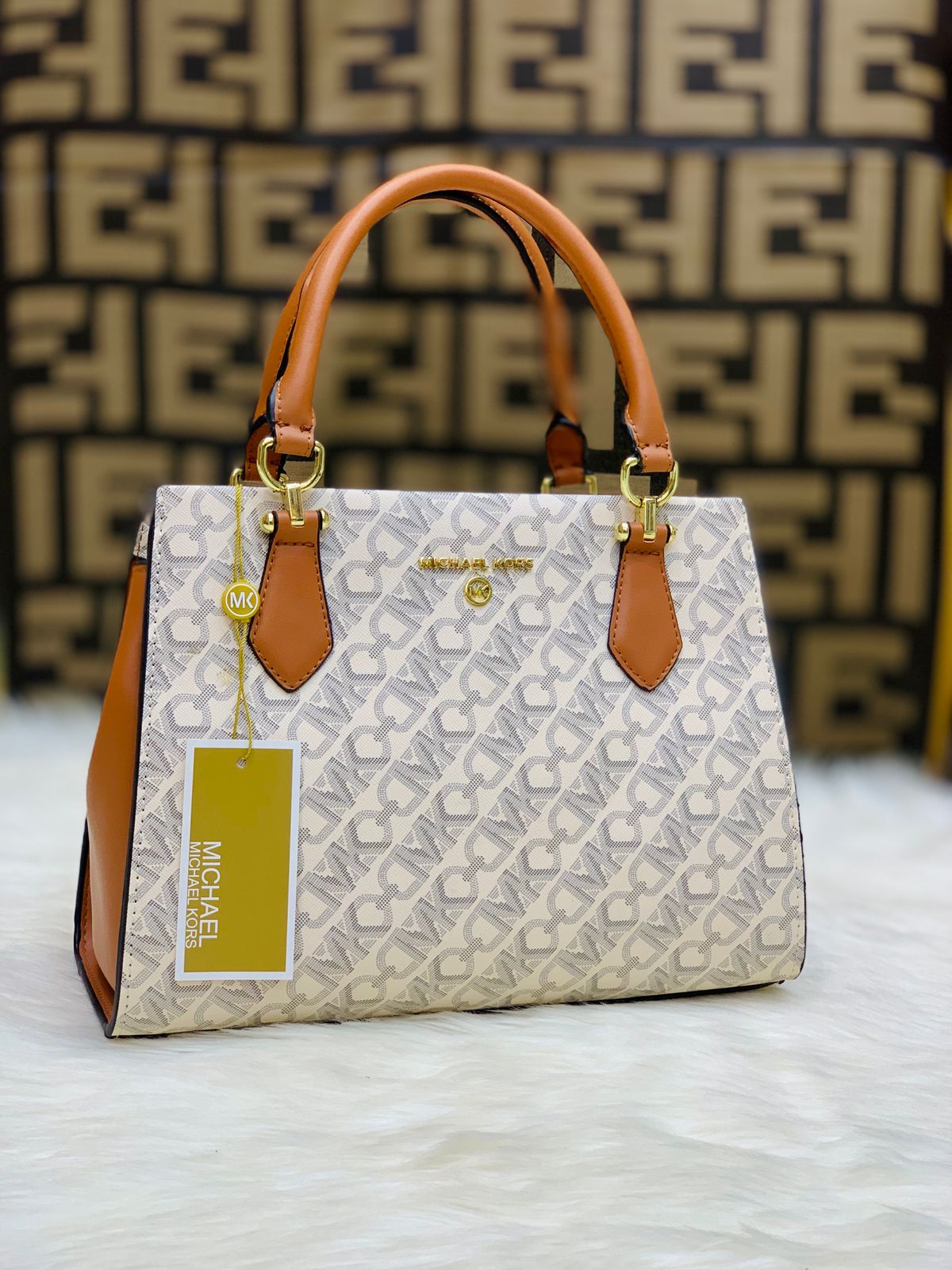 ZEVIRA'S M--K Handbag (White 2)