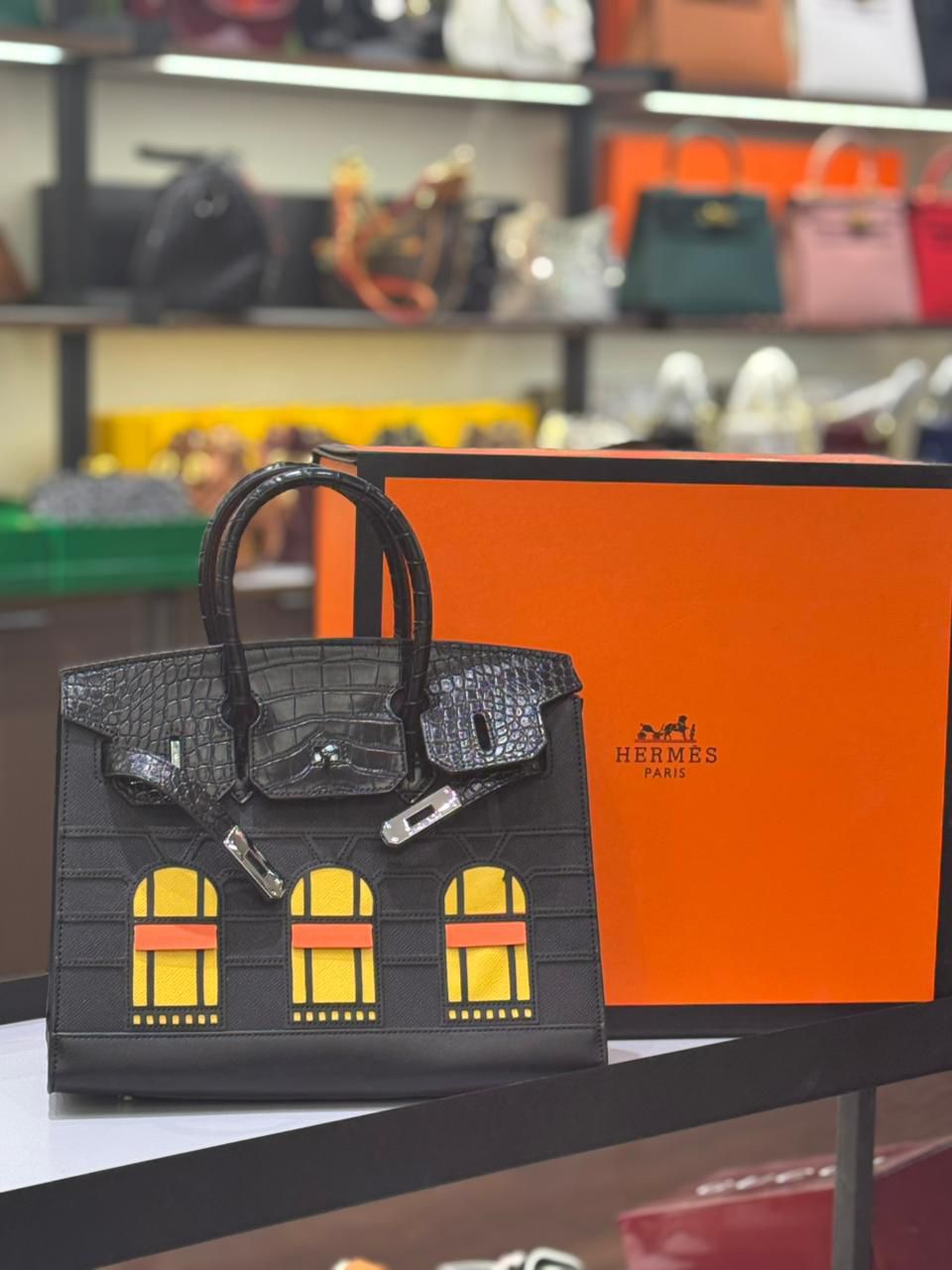 ZEVIRA'S H-MES Limited Edition Birkin Faubourg Sellier
(Black)
