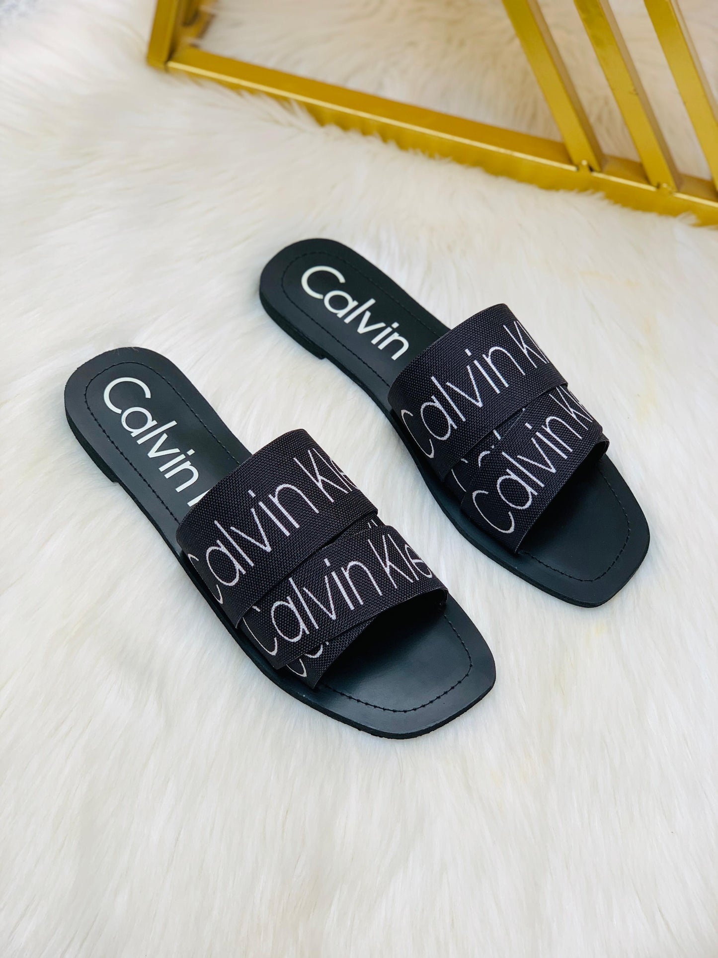 ZEVIRA C--K FLATS (2 Colors)
