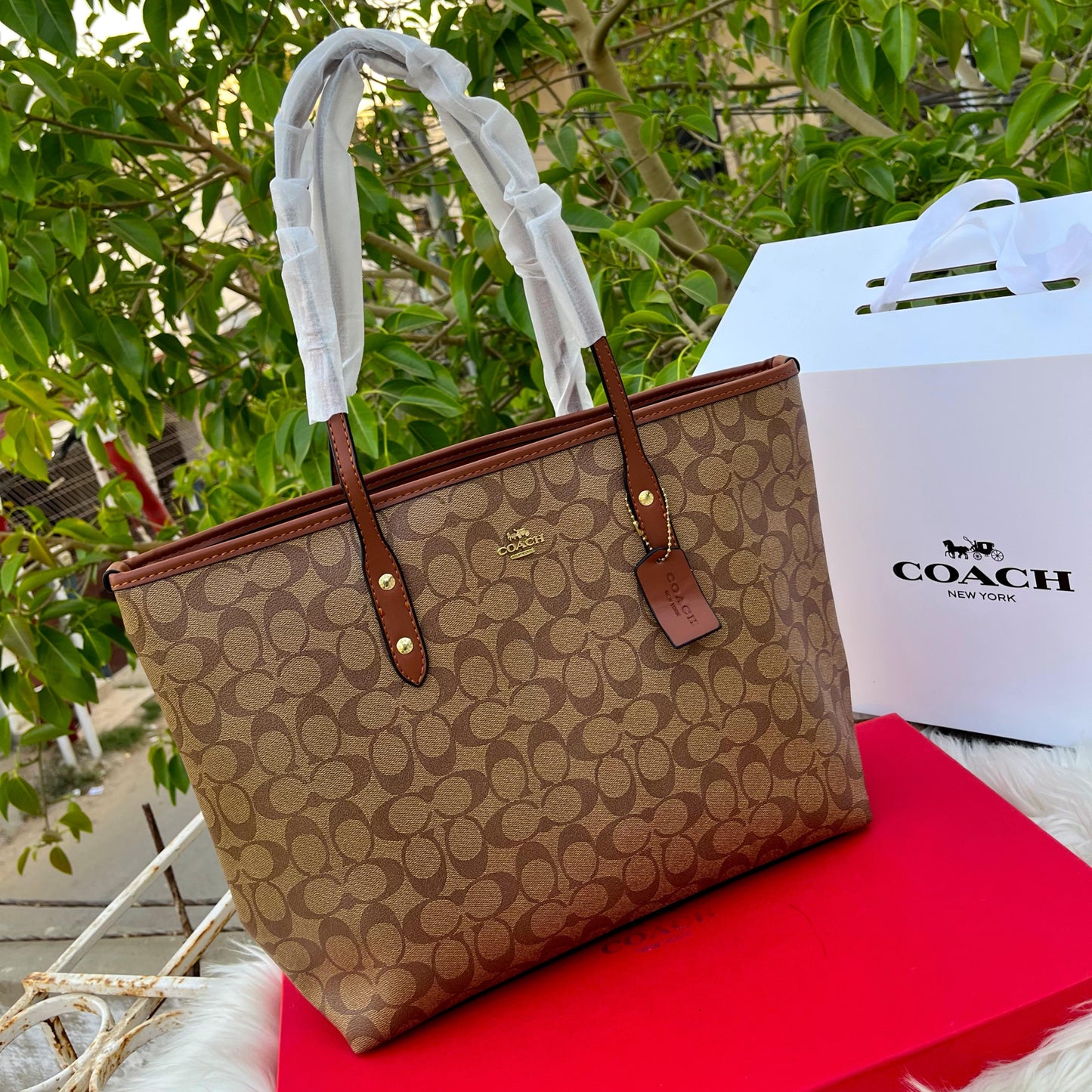 ZEVIRA'S C-O-A-C-H Premium Tote (Beige)