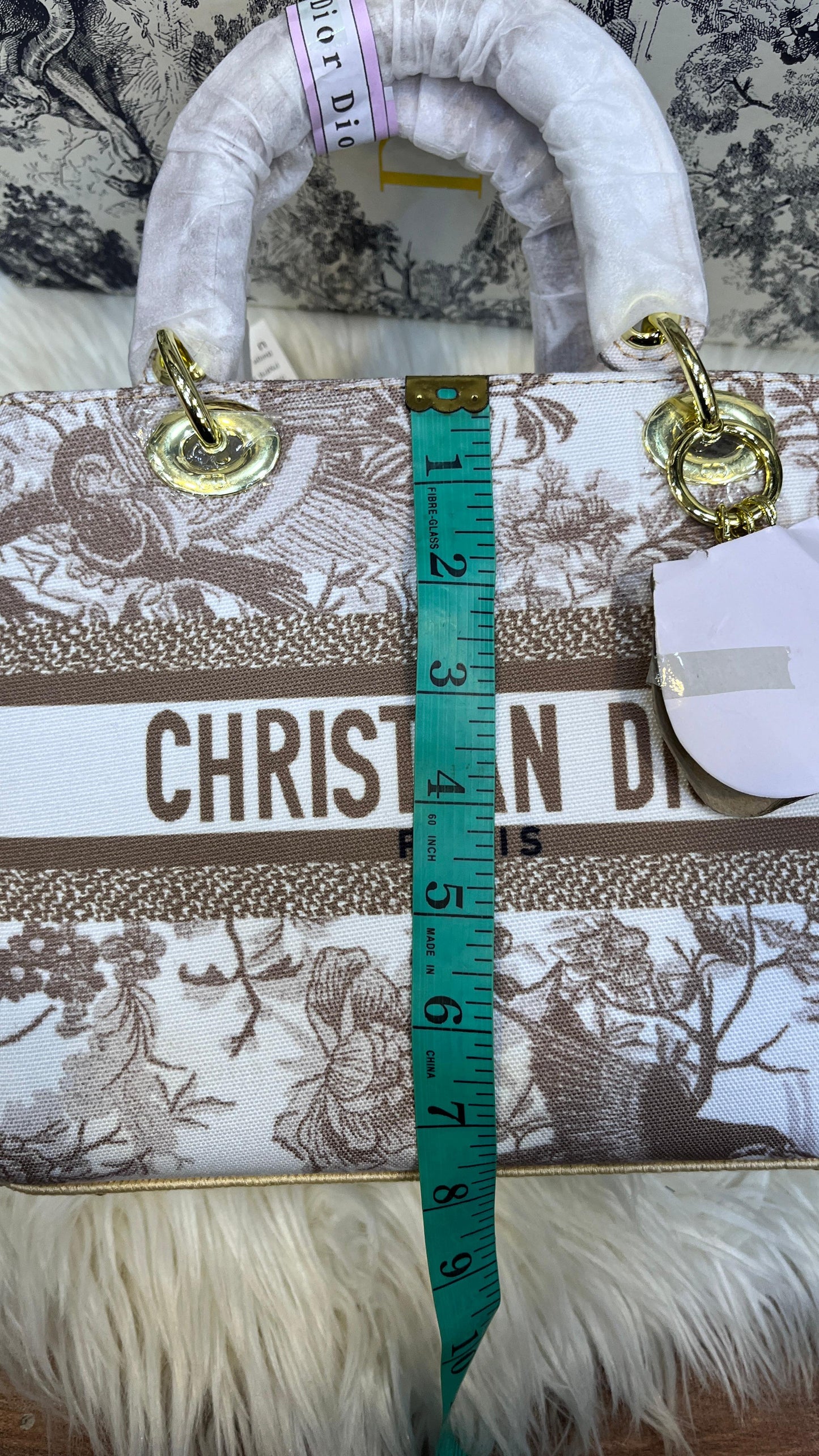 ZEVIRA'S C--D Elegant D-Lite Canvas Shoulder Bag (Fawn)