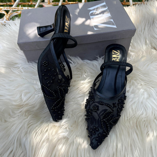 ZEVIRA'S Z-A-R-A Mesh Floral Embroidered Slingback Heels (Black)