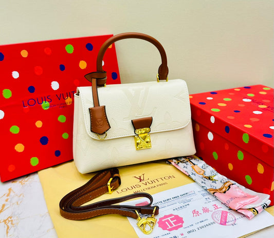 ZEVIRA'S Premium L--V Bag (01)