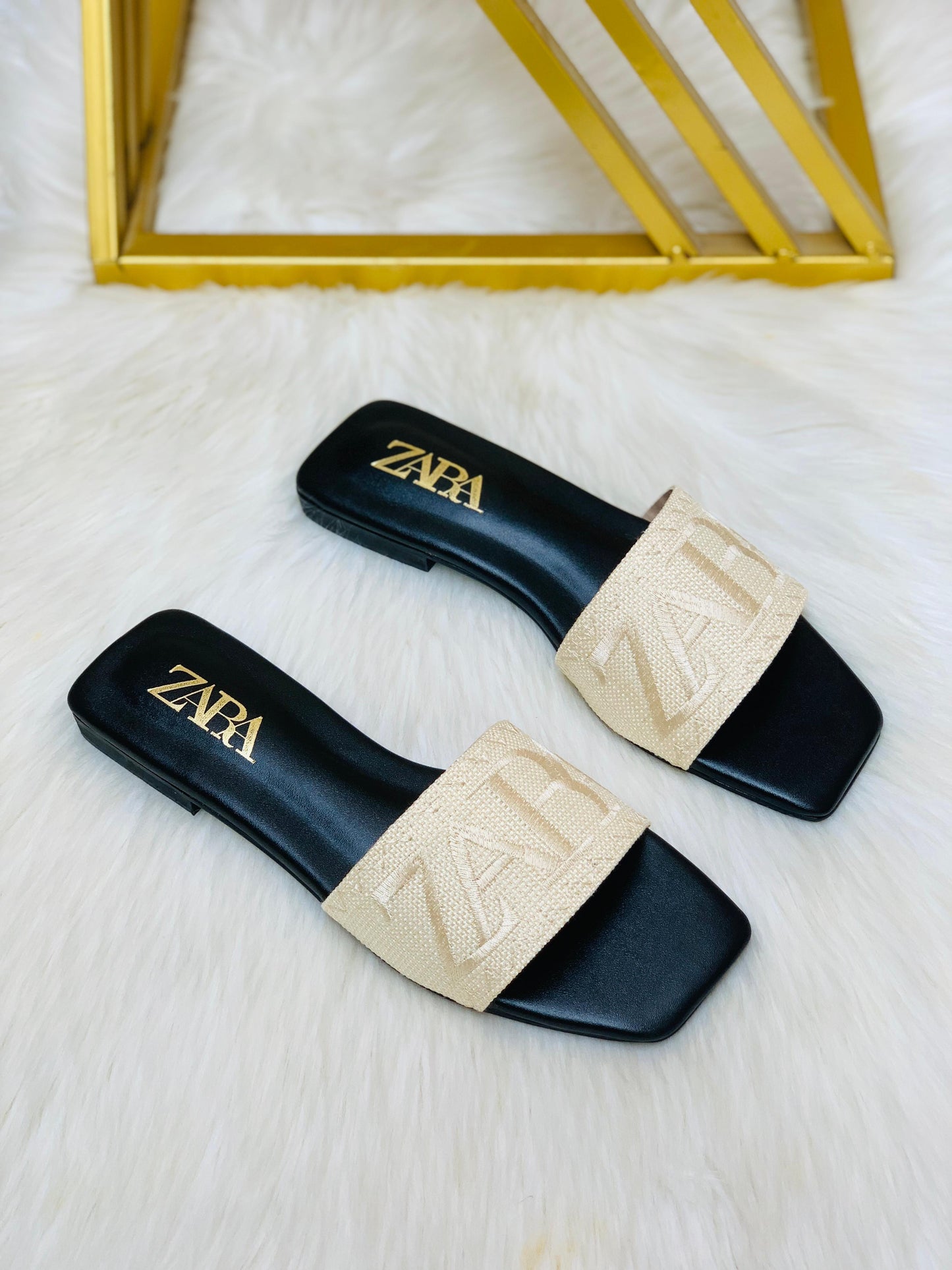 ZEVIRA'S Z-A-R-A Embroidered Flats (Black)