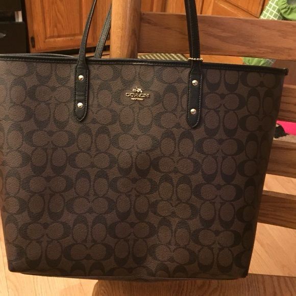 ZEVIRA'S C-O-A-C-H Premium Tote (Brown)