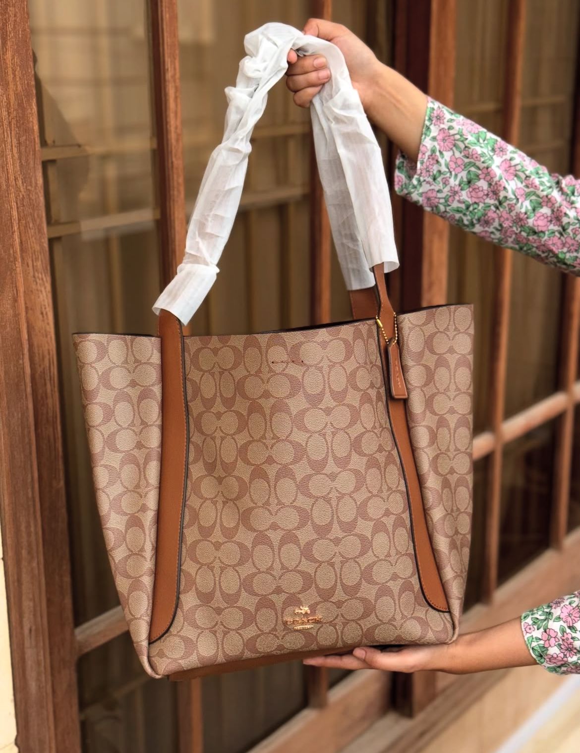 ZEVIRA'S C-O-A-C-H Hadley Tote Bag (Brown)