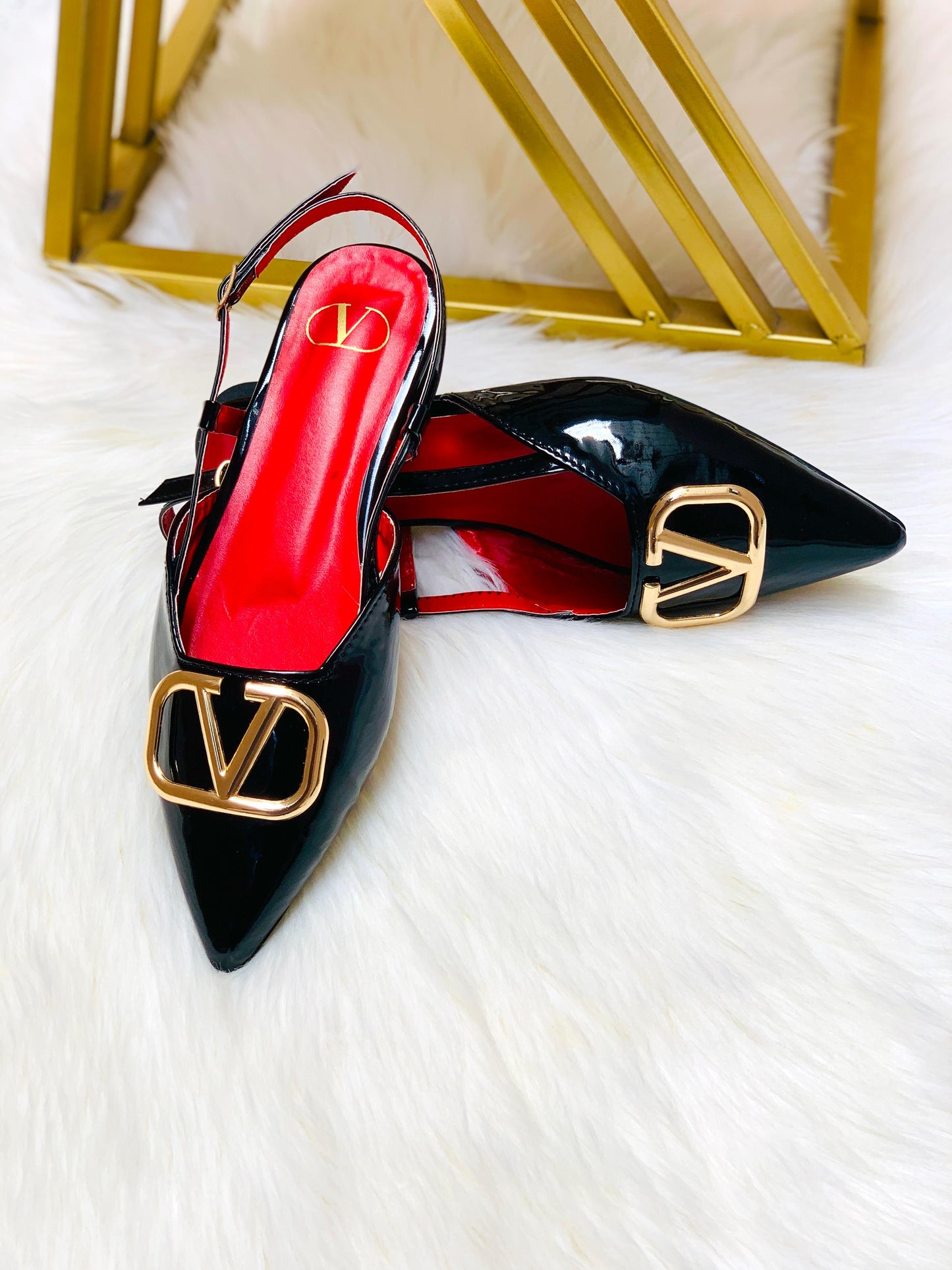 ZEVIRA'S V-A-L-E-N-T-I-N-O Flat Pumps (Black)